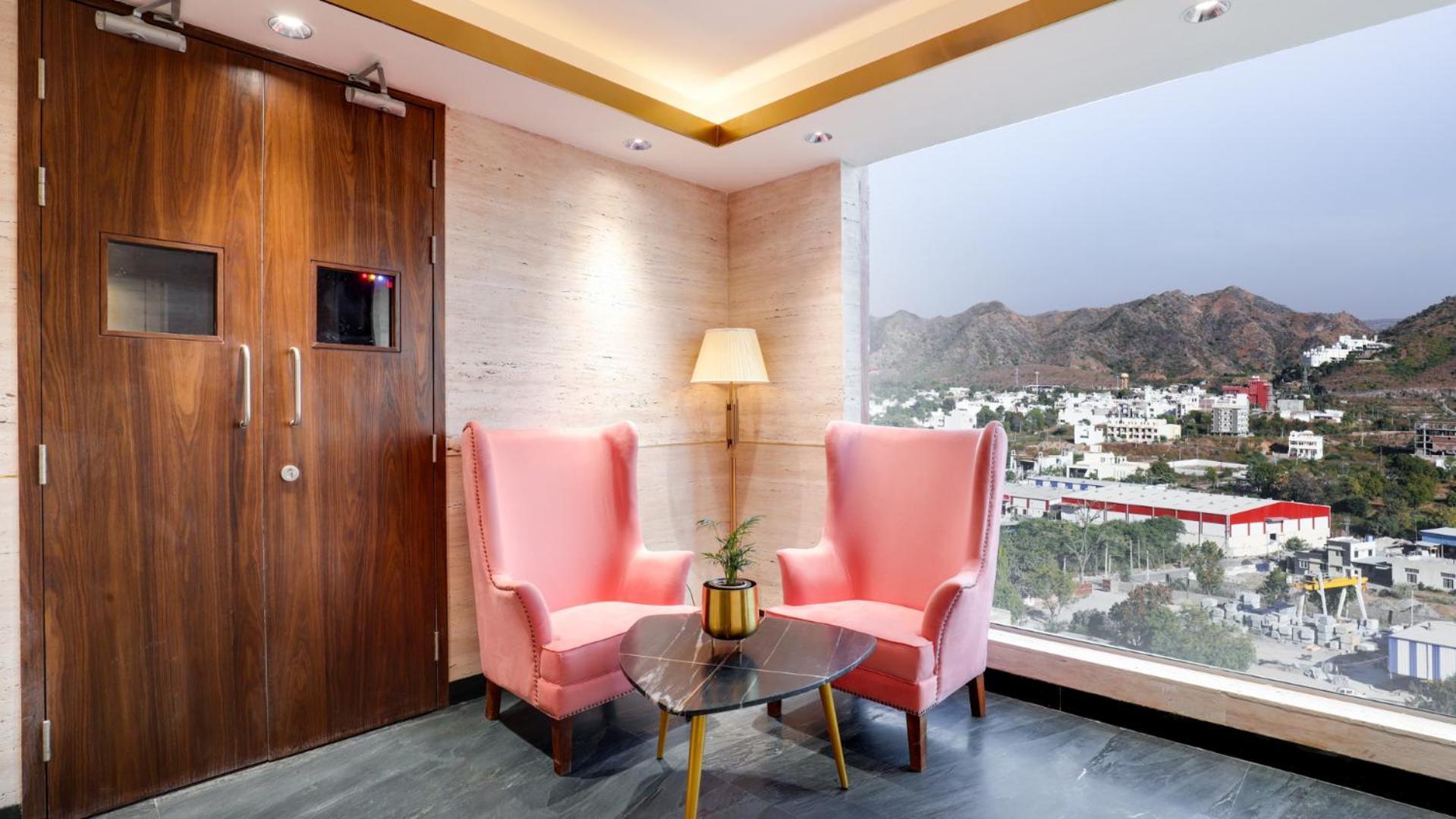 Keys Lite By Lemon Tree Hotels, Urban Square, Udaipur Eksteriør billede